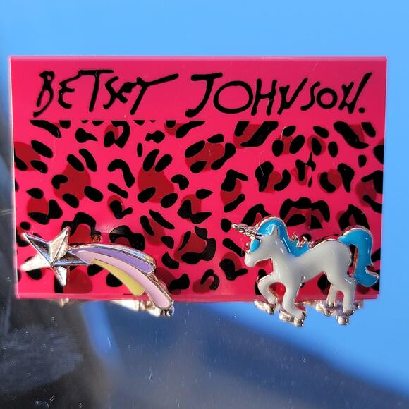 Betsey Johnson Unicorn & Shooting Star Earrings – Whimsical Statement Jewelry - Picture 7 of 13